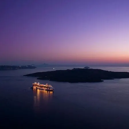 Caldera Cliff Hotel Fira (Santorini)