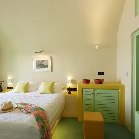 Hotel Caldera Cliff Fira (Santorini)