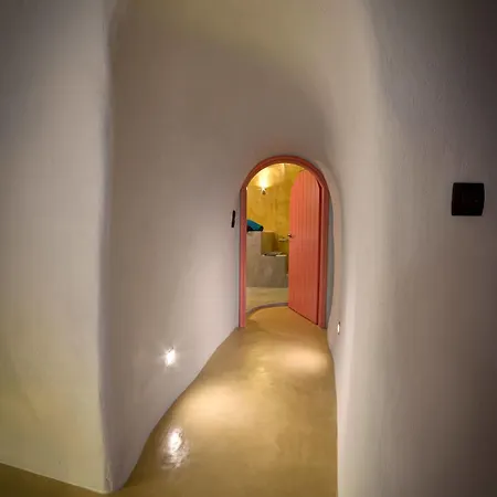 Caldera Cliff 4*