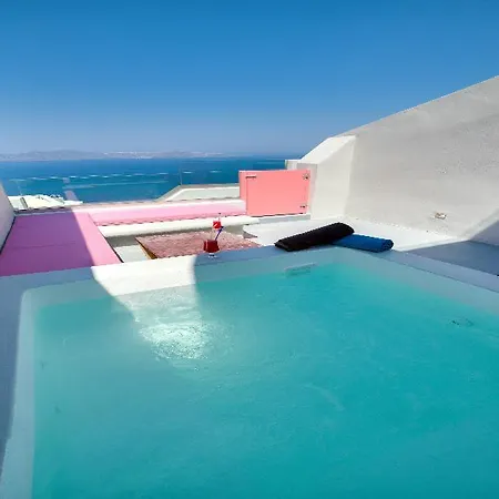 Caldera Cliff Hotel 4*